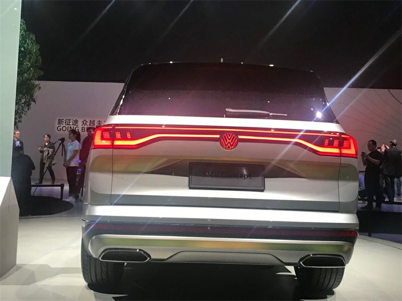 大众新旗舰概念SUV SMV Concept旋风来袭 尺寸比途昂X 还大
