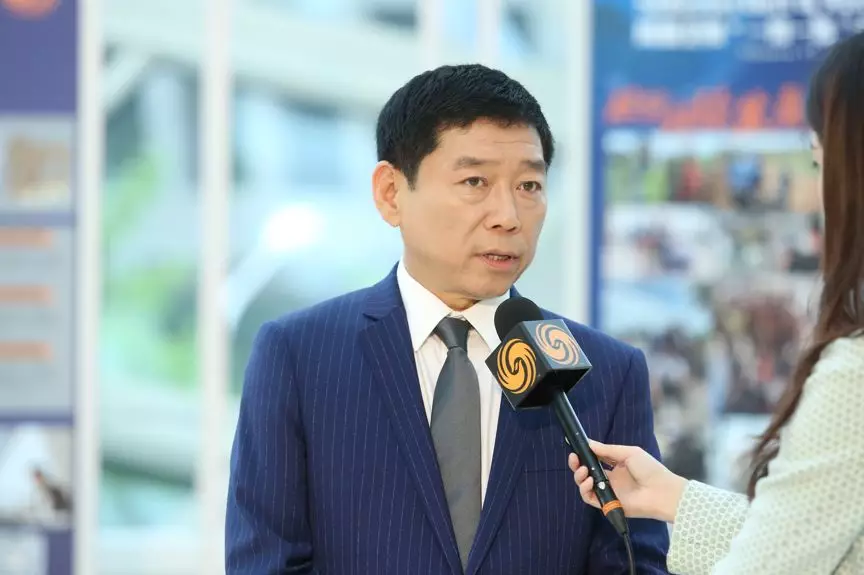 中国车企“互联”世界，长城汽车“移动”布局未来