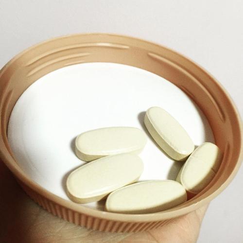                     原创            孩子身高不理想，药补还是食补？这两个误区别进