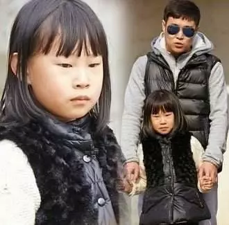                     原创            王祖蓝晒女儿近照，一个月颜值大逆转，养成漂亮宝宝有秘诀！