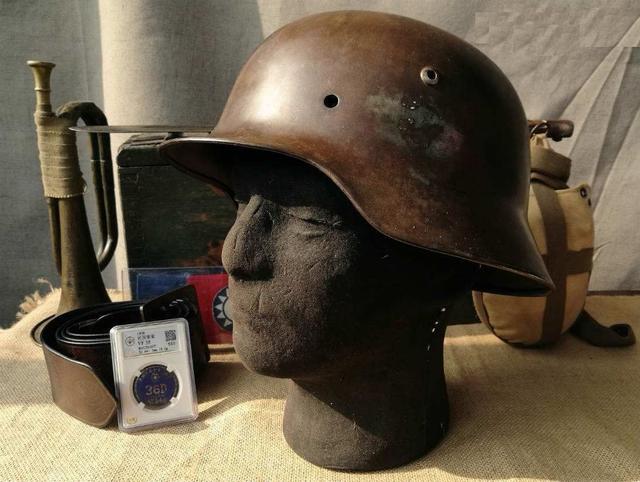 钢盔根本挡不住子弹,为什么士兵在战场上一定要戴头盔?