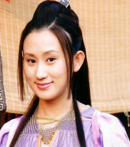长相演技出众却不红,嫁功夫巨星生3胎,今39岁却嫩得像20岁 电子游艺棋牌游戏中心
