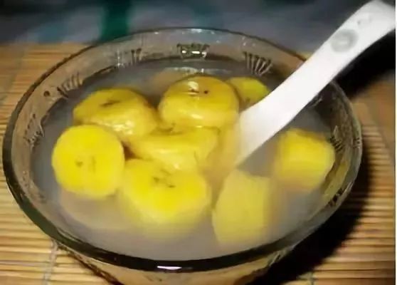 香蕉皮怎么煮水喝最好 252c57b32bc9452fbfcf24ca40618cc6.jpeg