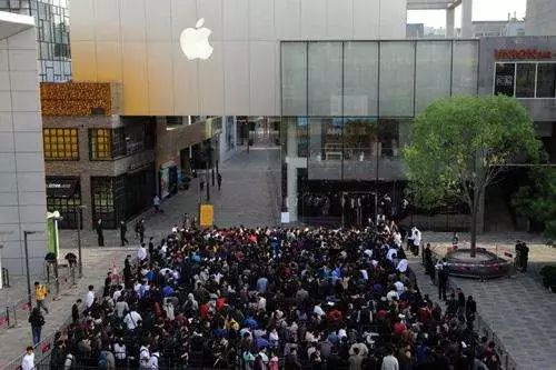 跟票贩子相爱相杀这么久，你知道他们为啥叫黄牛吗？