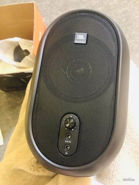 jbl one series 104 监听音箱开箱简评