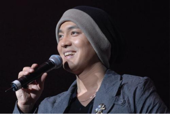 父亲原唱完整版唱哭全场筷子兄弟 3e37cdf9e07643d78186e4dfd703360f.jpeg