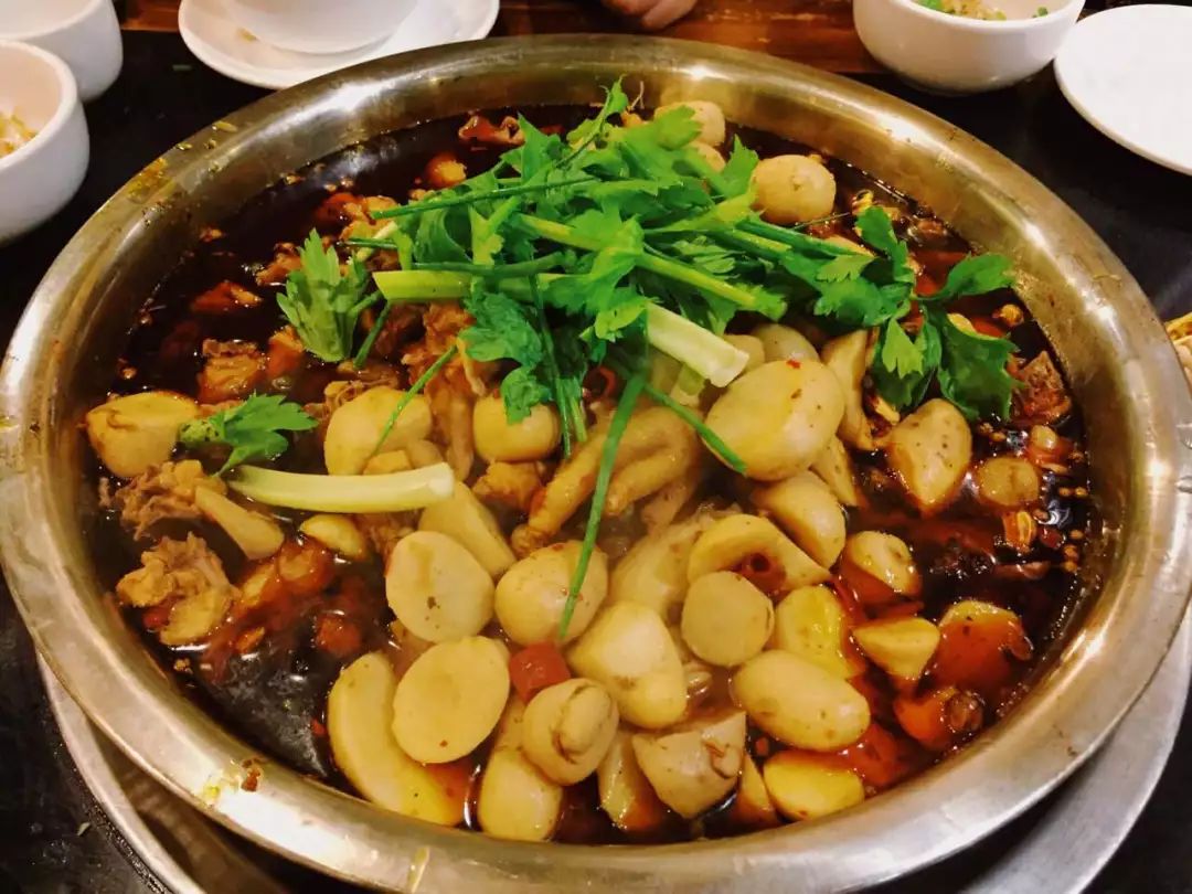 陈玲芋儿鸡总店