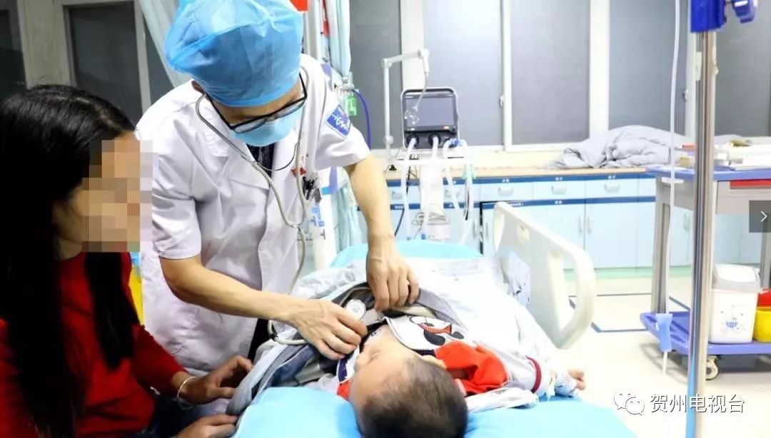                     贺州：1岁7个月小孩洗澡溺水，只因妈妈这个举动...