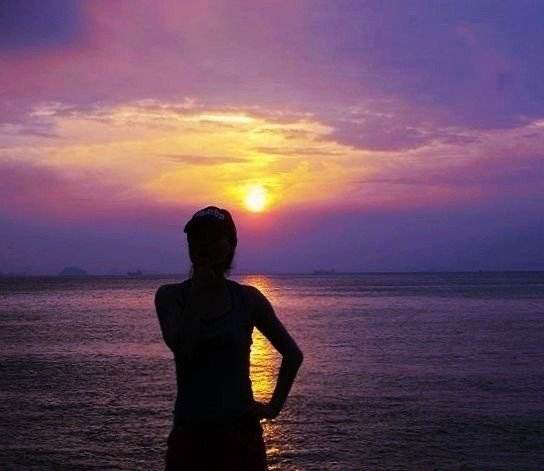 拍照如何把背景拍模糊 d73edb9673f44de6963de40c0597d9dd.png