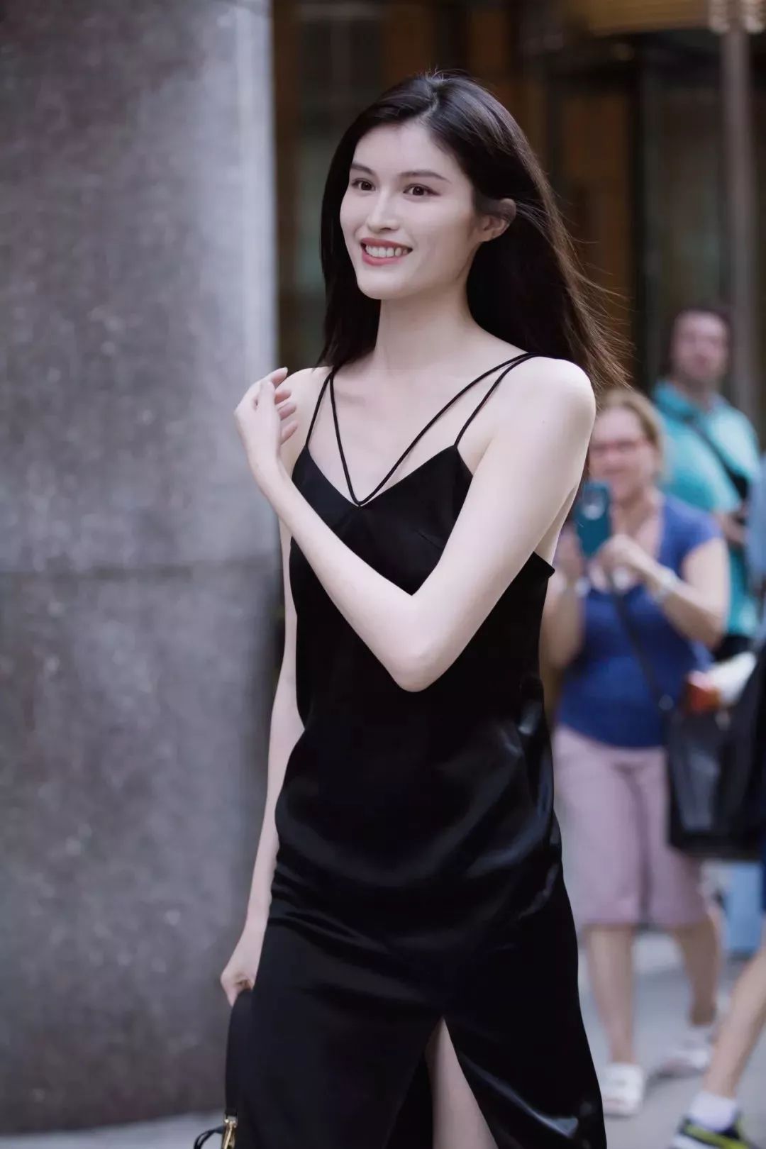 242a307263f3459fbdb22db5bfdd4624.jpeg