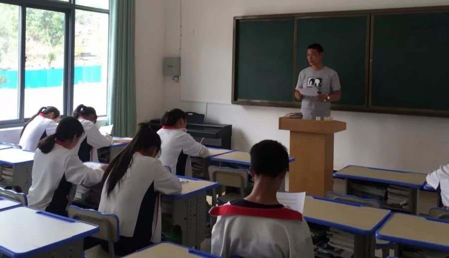 号 冯其钢 慈溪市周巷职业高级中学  20号 叶丽 宁波行知中等职业学校