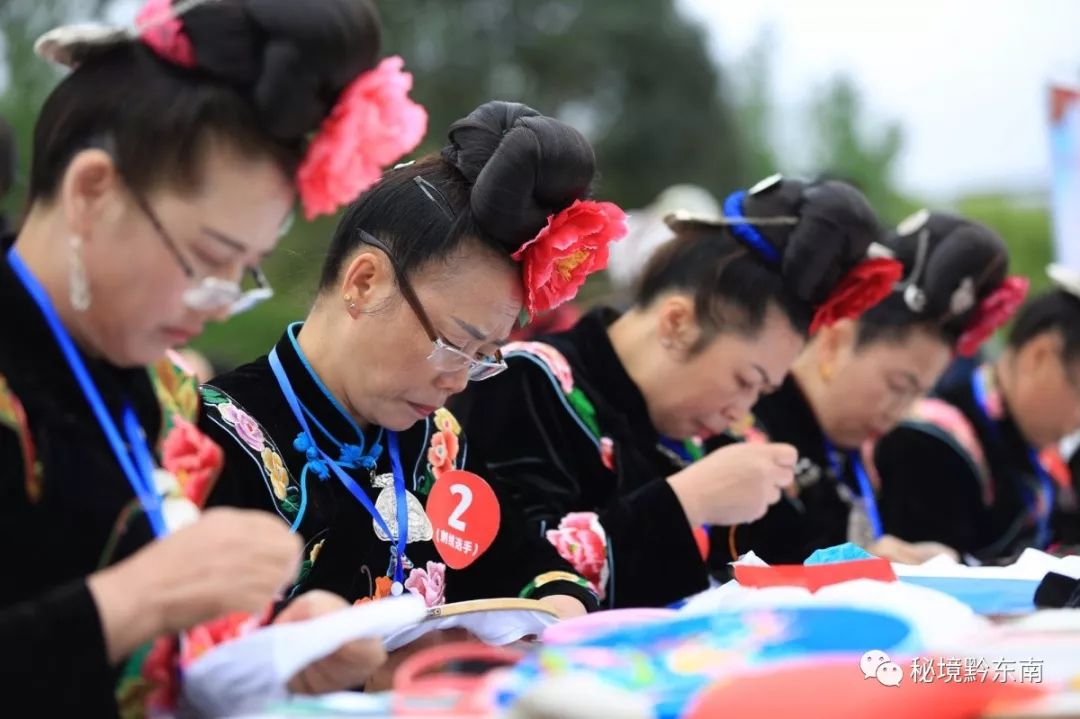 【关注凯里】赛技艺 传非遗 劳动点燃梦想 双手助力脱贫 国际ibet平台官网
