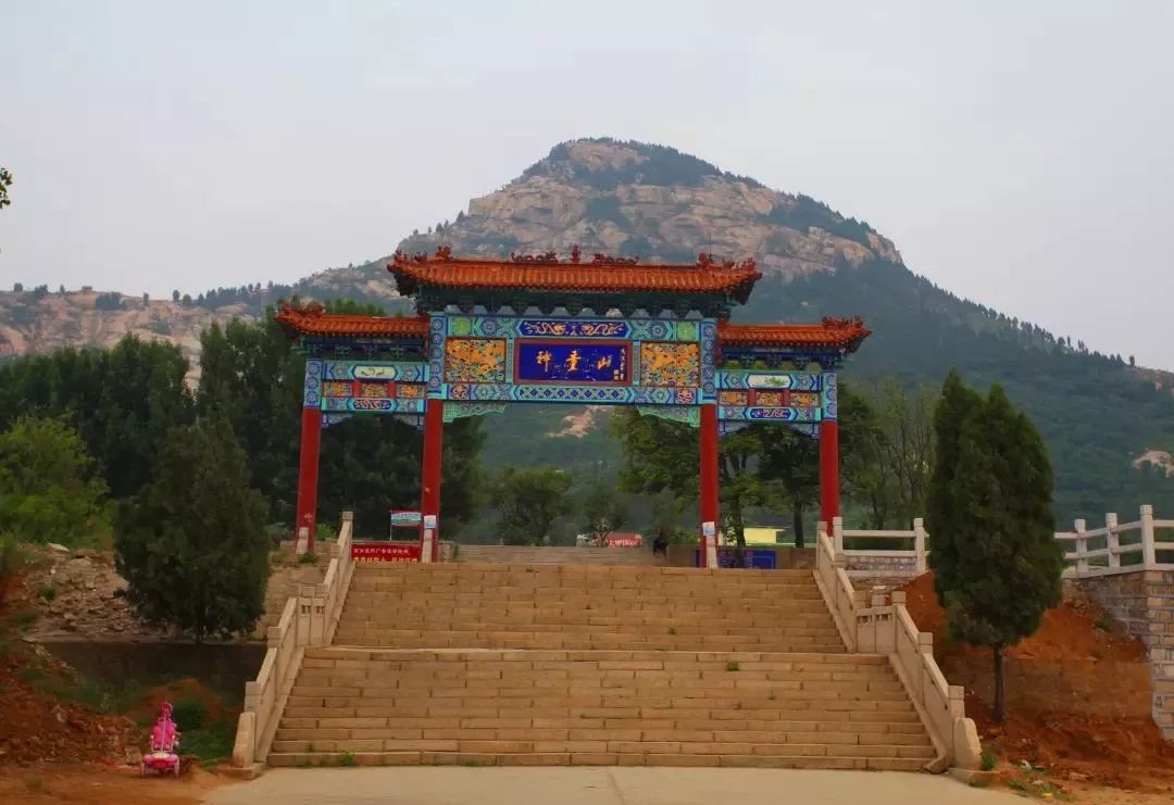 鱼山桃花海景区,五埠岭伙大门景区,圣井峪旅游度假村免门票,畅游肥城