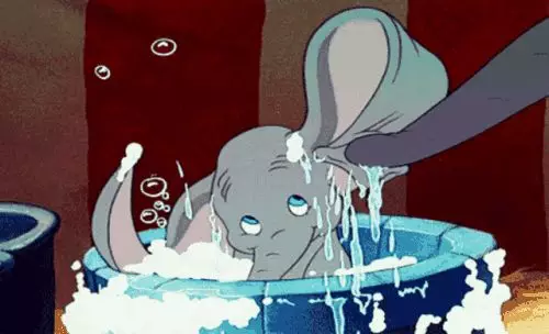                     原创            每次洗澡娃就闹，打开的方式很重要