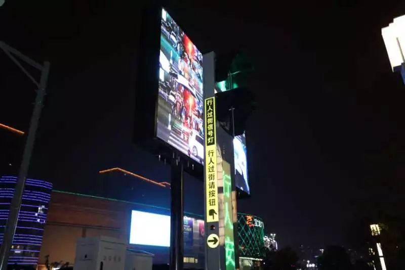 会拍照、能说话, 盐城首个行人过街智慧系统上岗执勤 澳门百家乐