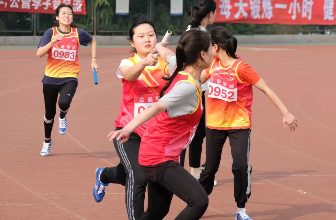 挑战极限突破自我 a28495acdc774d37aa339782cd844ad3.jpeg