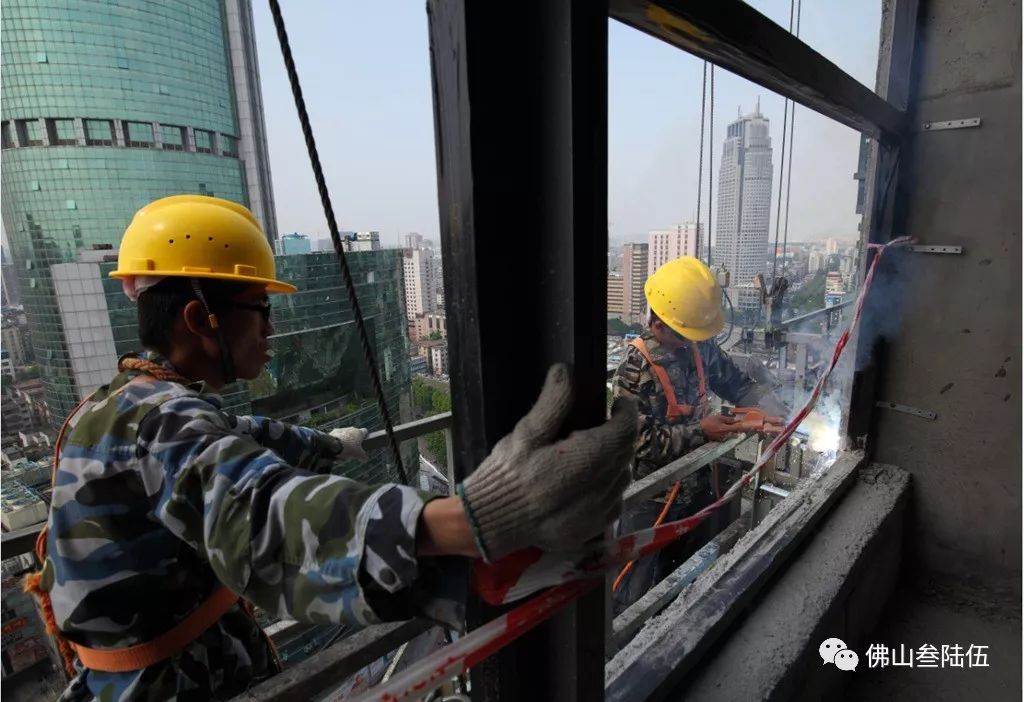 招聘建筑工人_淋山河镇建筑老板多,他们有两个特点,你有这种当老板的潜质吗