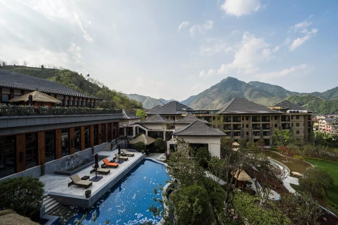 昌化,河桥,湍口/ 众安氡温泉度假酒店位于临安昌化湍口镇 酒店是集