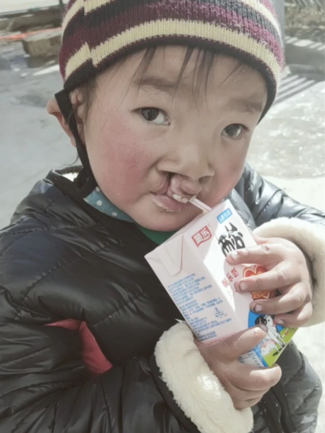 【脱贫攻坚小故事】我的贫困户小女孩桑准——县委办