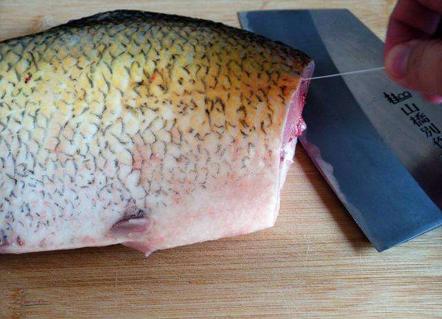 用什么方法可以去除鱼身上的粘液 33ecf3d00b54429699332b4cba8328e1.jpeg