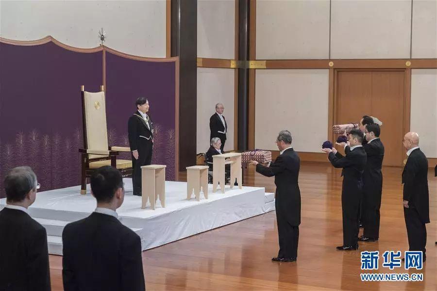 “美丽的皇后也无法参加仪式”，日本的选票政治就是这么真实
