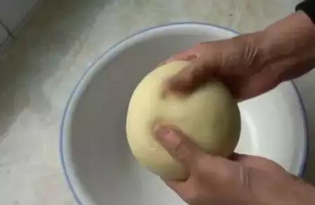 在家做香脆小零食的做法,造型好看,口感特别的酥脆 bwin注册