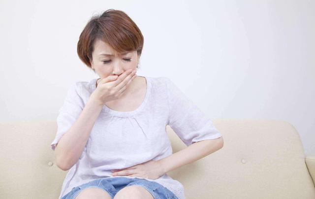                     原创            孕期身体自查：符合2条以上，说明准妈妈该注意口腔健康了