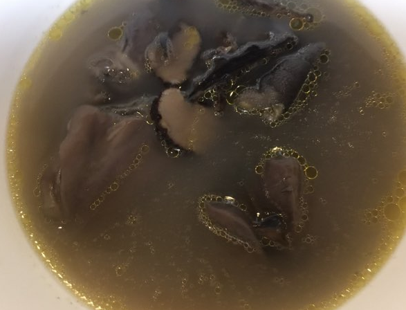                     孩子多喝汤虽有营养，但这3种汤最好少喝，可能会积食，损伤肠胃