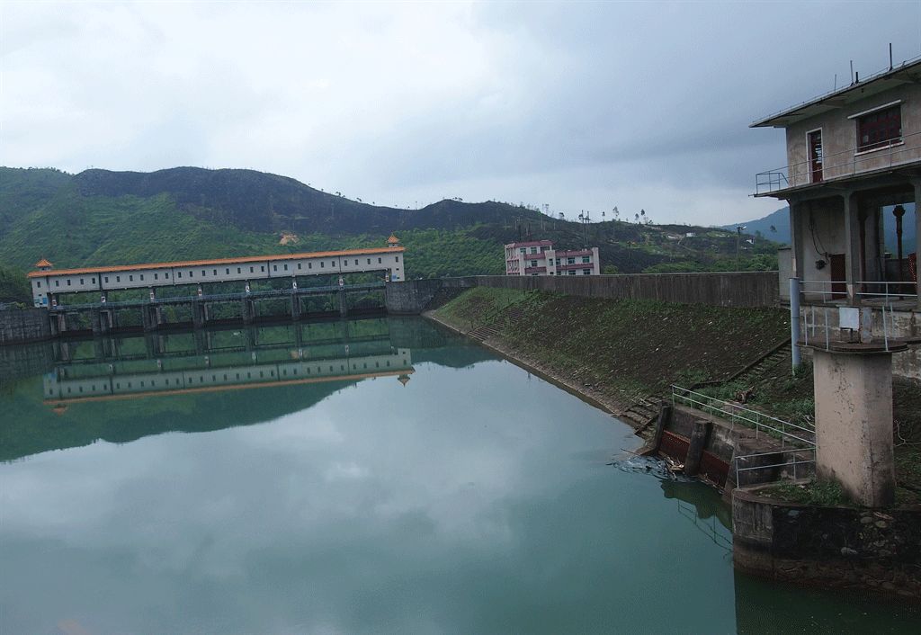 揭阳城隍庙  地址:揭阳市东门城隍街 棉湖郭氏大楼  地址:揭阳市揭西