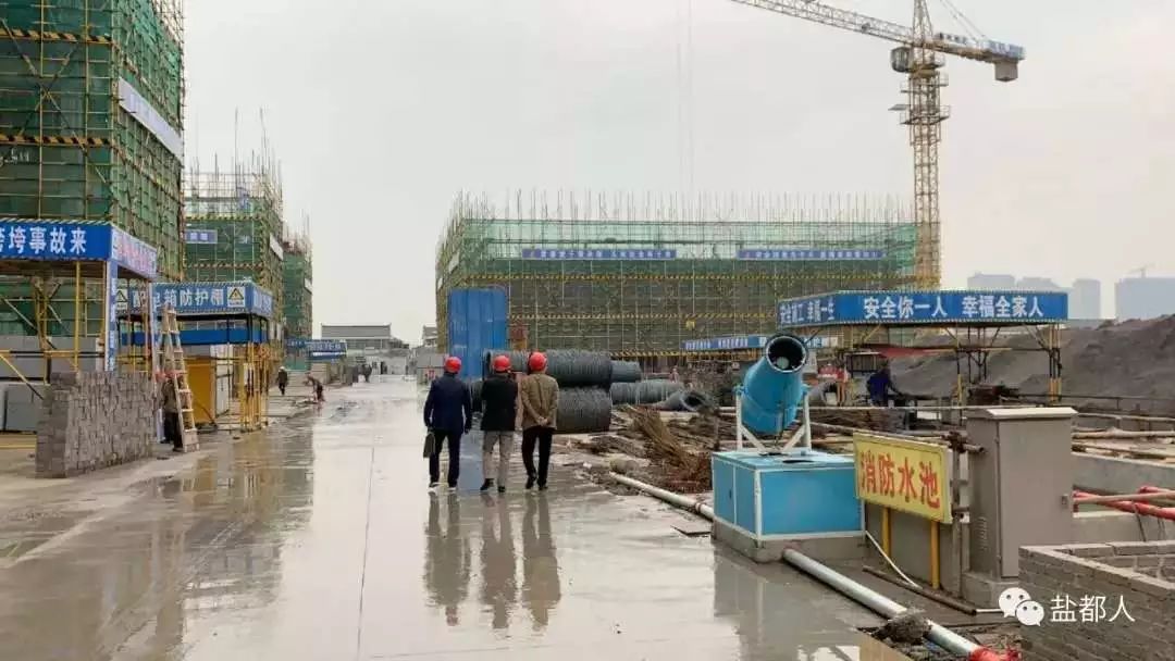 西环路东,惠民路西,腾飞路两侧沿街商铺,建筑面积6.