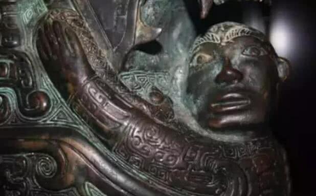 湖南农民挖出一“凶兽”，自认晦气，被日本人买走，现为日本国宝