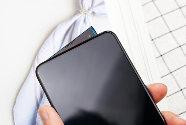 手机外观有瑕疵怎么办 b6a3cfdbb2b9455fa76cd32280848f10.jpeg