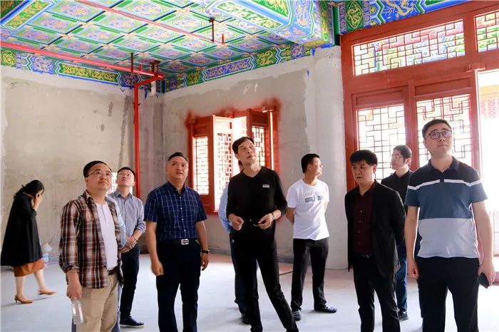 5月1日,广西中国—东盟经济文化协会主席蒙古率队到独山,就毋敛古风