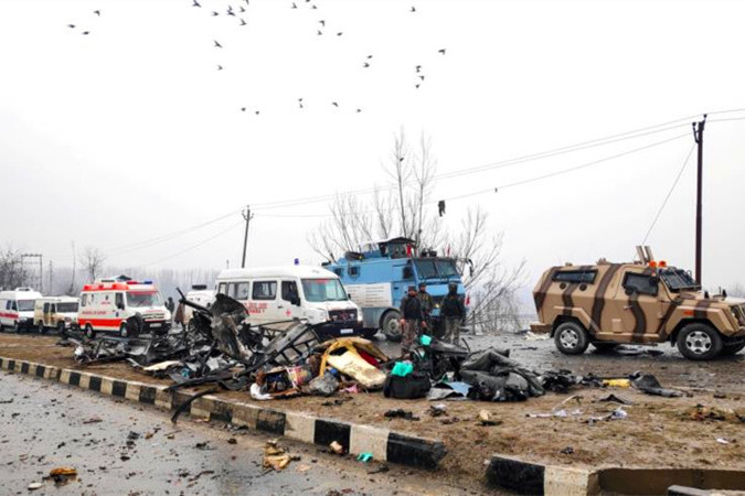 印度再次遭遇恐怖袭击,汽车爆炸致16人死亡,莫迪誓言要进行报复