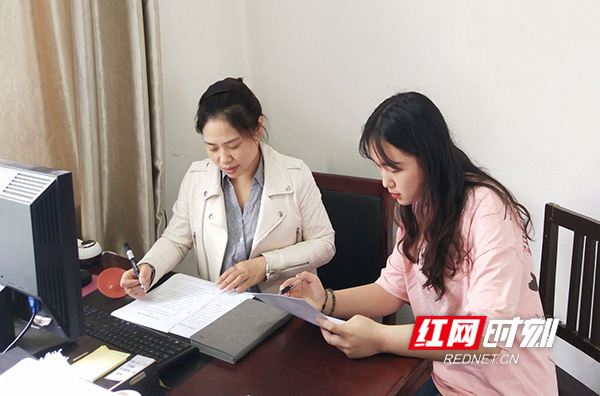 
习声回响丨青年教师：用心谱写青春的赞歌


