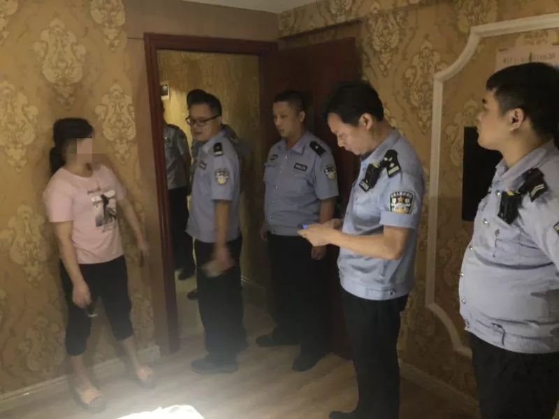 800多名警力出动在惠东各地进行清查,抓获一批违法人员