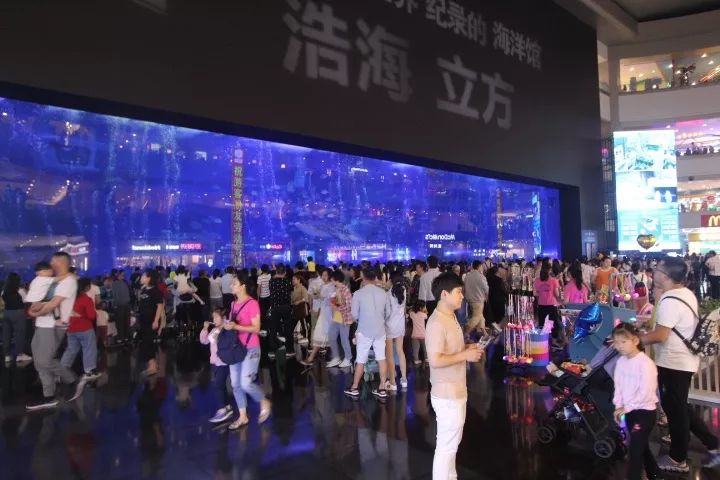 3天超30万海滨城aaaa景区假期游客接待量稳居成都前列