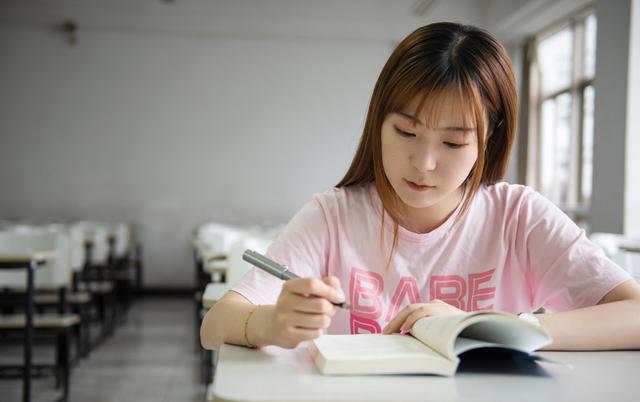 
考教师资格证的人越来越多的5个原因，大部分人是因为它！


