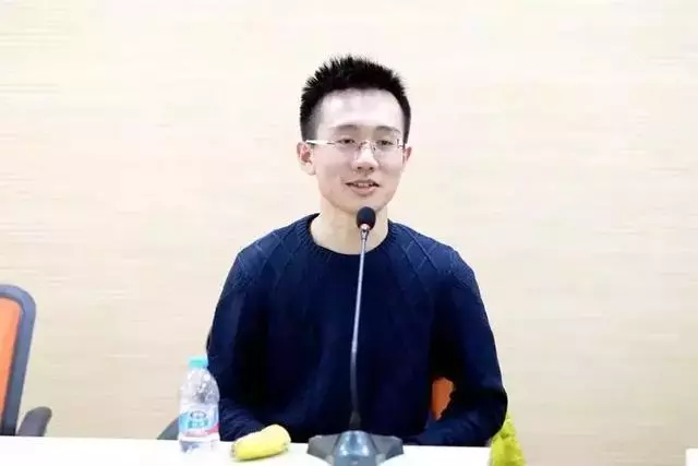 
忘掉刘强东！刚刚，这位中国天才再次沸腾了全世界！


