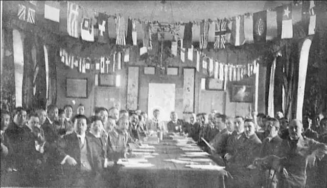 黑色侵袭了那年东北的天空，也带走了6万人的生命