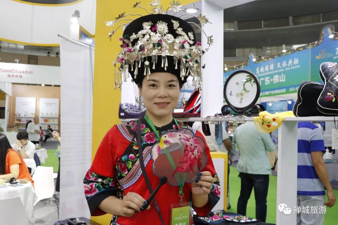 2019年广西经济_...改革委积极参加2019年广西优质企业债券现场推介会暨企业债券融资...(2)