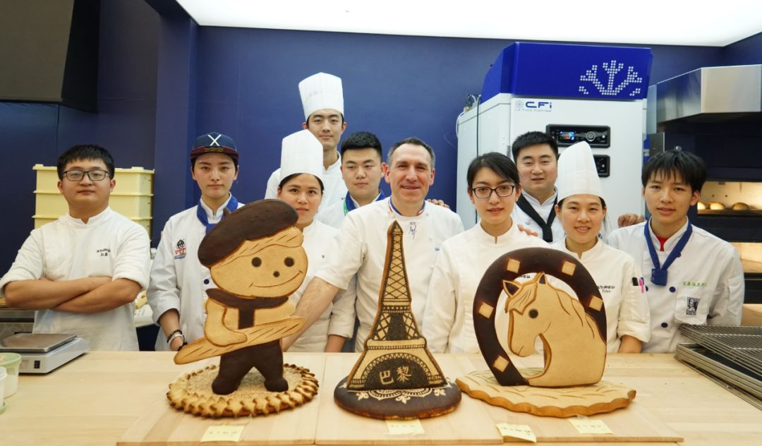 比赛银奖世界料理师大赛面包类银奖中国广州亚洲面包世界杯1等奖法国