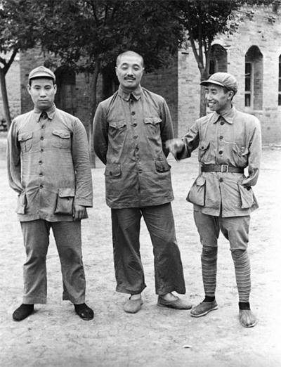 这位开国中将,本是贺龙元帅的部下,后来的成就却超过了贺龙 ag真人平台