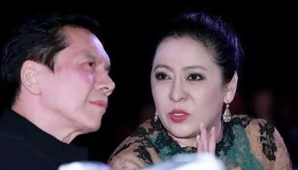 陈岚年轻时候照片 7b750308bccb4e3b9f585e12455f2fcf.jpeg