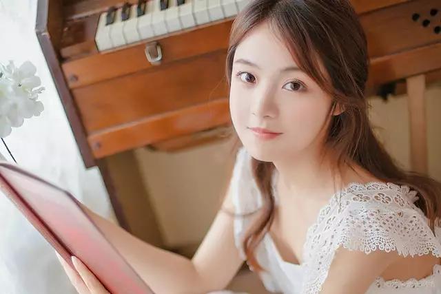 
没文凭能做什么工作，难道除了进厂就没有别的了吗？答案很现实


