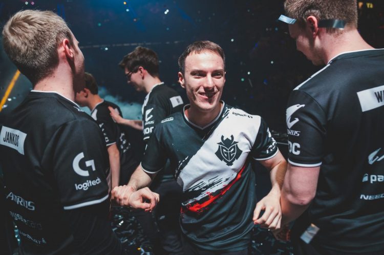LOL“最骚战队”,先嘲讽Faker,又发视频暗示:IG和SKT都是弟弟 yg电子娱乐