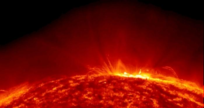 怎么描述太阳很大 ce00ca641c0545279ad1c37a5f595975.jpeg