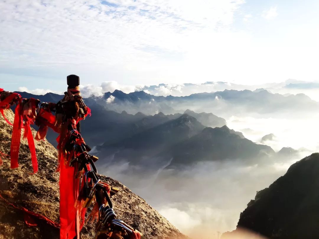 渭南旅游线路推荐|五一假期在华山开心收尾