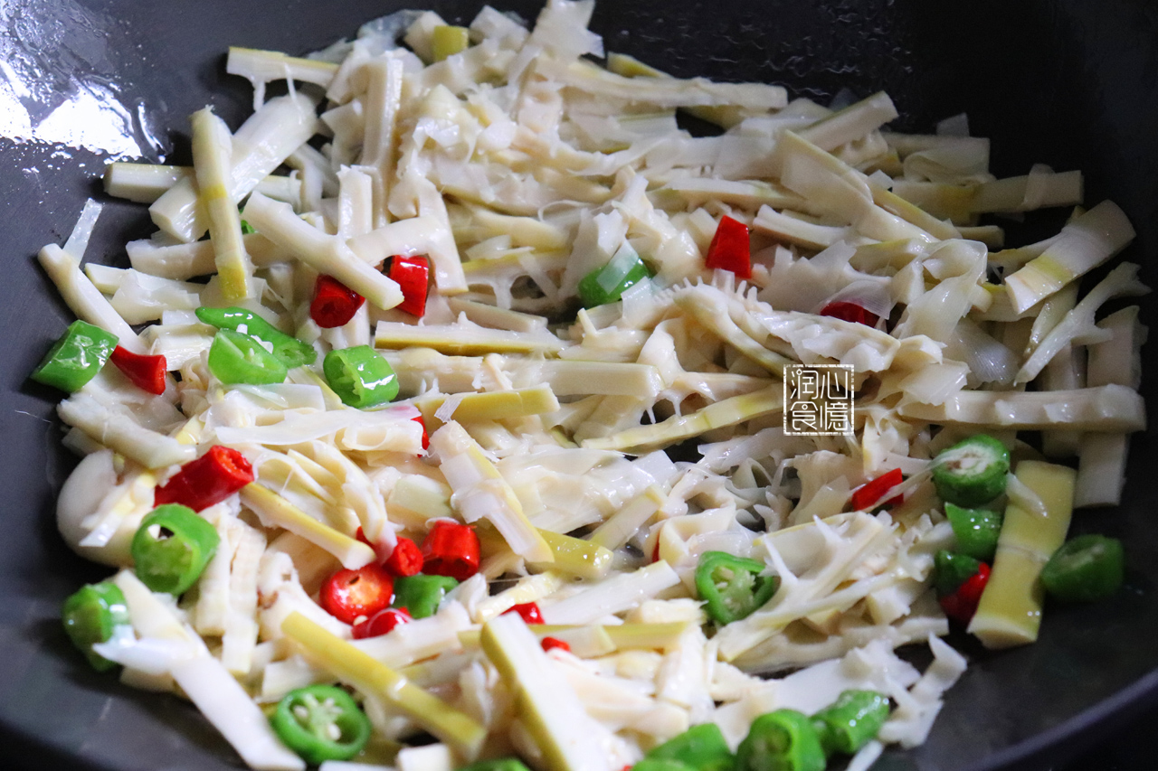 笋是什么时候开始吃的 fe16bf43a8164966b5ec63b44bf6a97a.jpeg