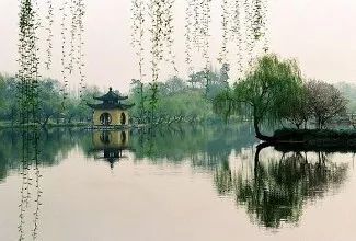 未名周侃|一周热门话题盘点(4.27-5.3)
未名周侃|一周热门话题盘点(4.27-5.3)